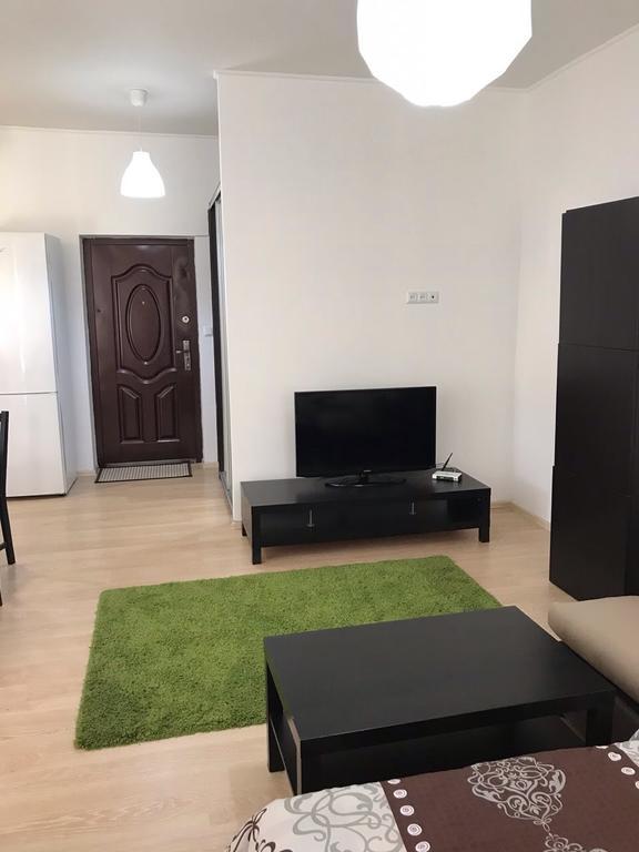 Gil Apartments, Квартира Студия В Самом Центре Пл Петефи Uzjhorod Exteriör bild